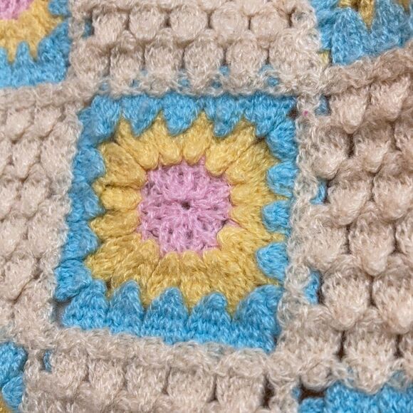 Wild Fable crochet crop cami top - Picture 2 of 5